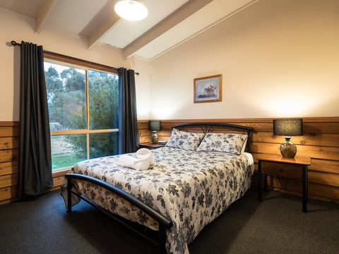 Halls Haven Resort - Melbourne Tourism 3