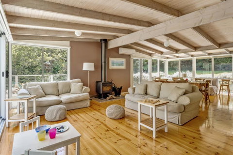 Harry's Retreat - Melbourne Tourism 3