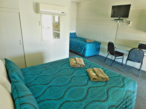 Hatton Vale Motel - Melbourne Tourism 1