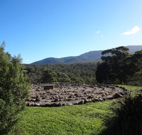 Hawksview at Mafeking - Melbourne Tourism