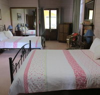 Henry's Cottage - Melbourne Tourism