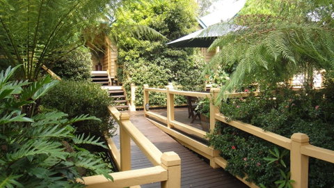 Heritage Trail Lodge - Melbourne Tourism 0