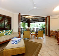Hibiscus Hideaway - Melbourne Tourism
