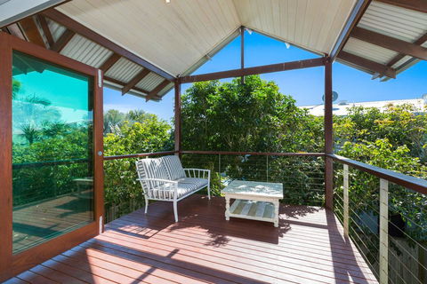 Hidden Escape On Casuarina Beech - Melbourne Tourism 0