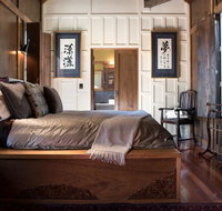 Hills End Iris - Melbourne Tourism