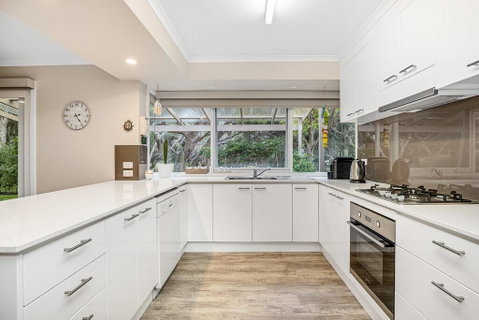 Hilltop Beach House: Newly Updated - Melbourne Tourism 1