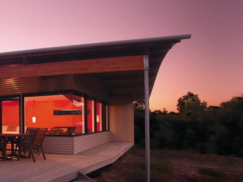 Hilltop Studios - Melbourne Tourism 1