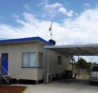 Holiday House Clermont - Melbourne Tourism