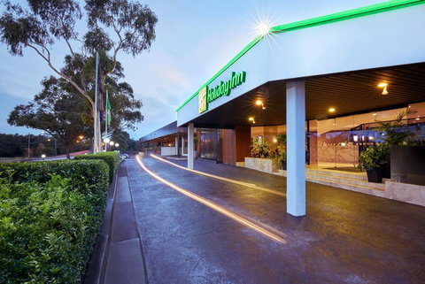 Holiday Inn Warwick Farm - Melbourne Tourism 0