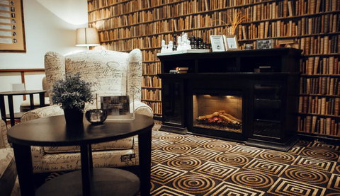 Holiday Inn Warwick Farm - Melbourne Tourism 3