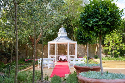 Holiday Inn Warwick Farm - Melbourne Tourism 2