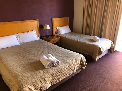 Horse & Jockey Hotel Motel - Melbourne Tourism 0