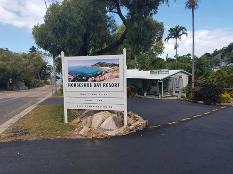 Horseshoe Bay Resort - Melbourne Tourism 0