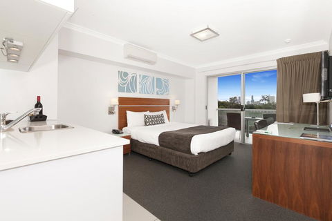 Hotel Chino - Melbourne Tourism 0