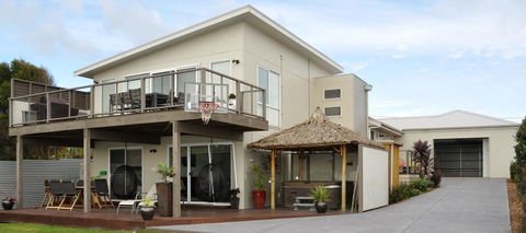 Island Daze Surf Beach Phillip Island - Melbourne Tourism 0