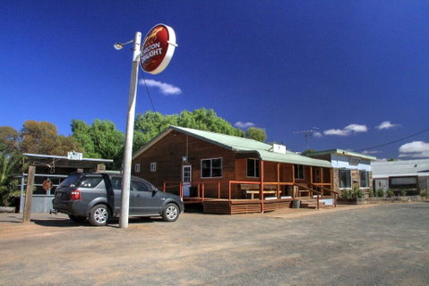 Ivanhoe Hotel Motel - Melbourne Tourism 0