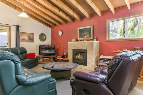 Jarara Cottage - Melbourne Tourism 0