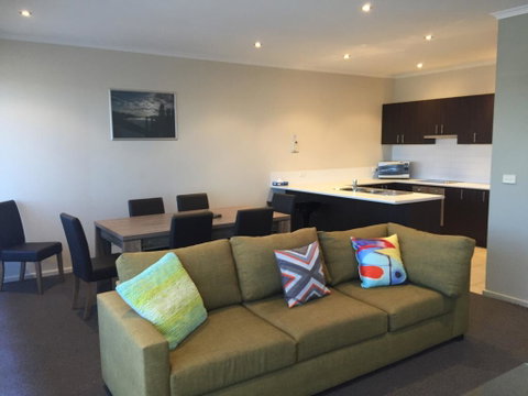 Jasper 4 - Melbourne Tourism 2