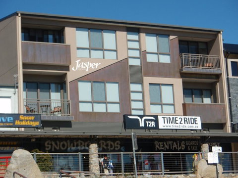 Jasper 4 Town Centre Jindabyne - Melbourne Tourism 1