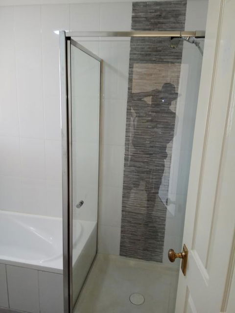 Joy On Joyce - Melbourne Tourism 3