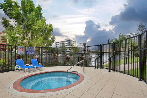 K Resort Surfers Paradise Apartments - Melbourne Tourism 0