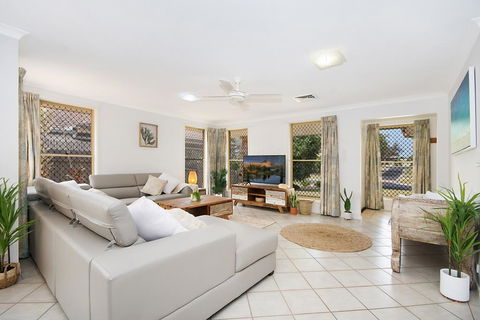 Kailani Beach House - Melbourne Tourism 3