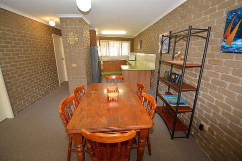Kanandah 1 - Melbourne Tourism 3