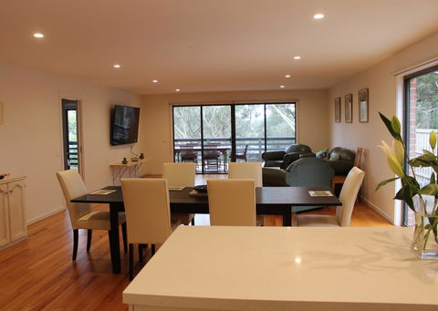 Kanburra House - Melbourne Tourism 0
