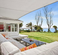 Karelda - absolute waterfront pet friendly property - Melbourne Tourism