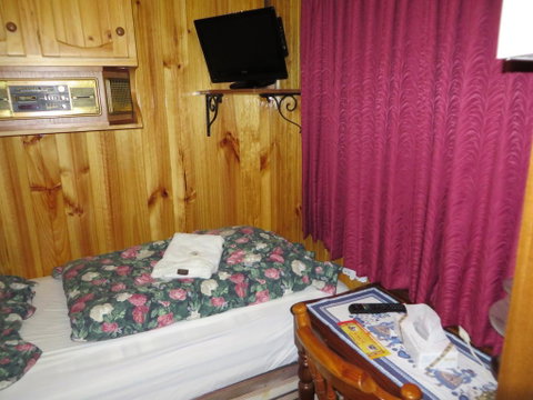 Karelia Alpine Lodge - Melbourne Tourism 2