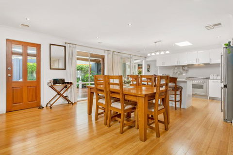 KARINYA - MORNINGTON - Melbourne Tourism 2