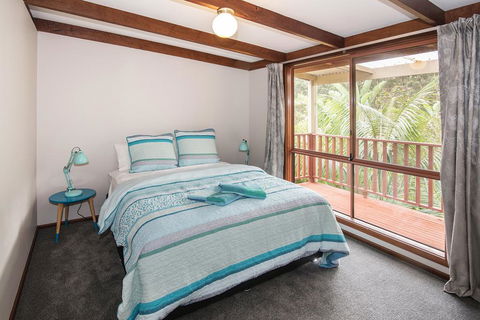 Karri Birdsong Retreat - Melbourne Tourism 0