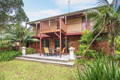 Karri Birdsong Retreat - Melbourne Tourism 1
