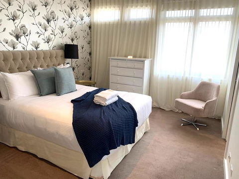 Kew Luxury Townhouse - Melbourne Tourism 3