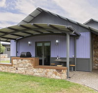 Kickenback Studio - Contemporary accommodation in the heart of Crackenback - Melbourne Tourism