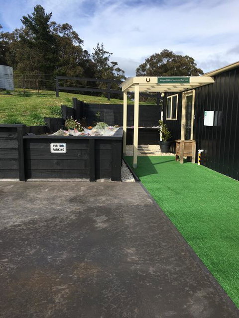 Kings Hill Accommodation - Melbourne Tourism 1