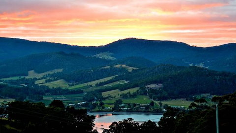 Kings Hill Accommodation - Melbourne Tourism 0