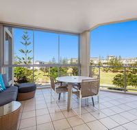 KINGSCLIFF COAST CULTURE 1208 - Melbourne Tourism