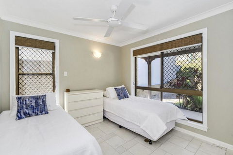 Kingscliff Ocean Vista With Jacuzzi Spa - Melbourne Tourism 3