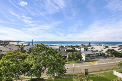 Kingscliff Sunrise Apartments - Melbourne Tourism 1