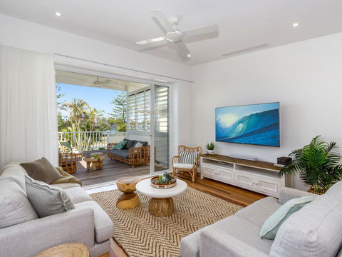 KINGY BEACH HOUSE @ 162 - Melbourne Tourism 0