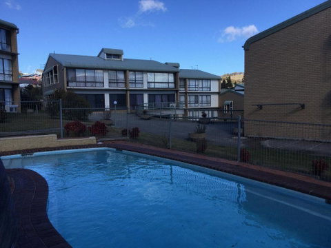 Kirwan Apartment 21 - Melbourne Tourism 1