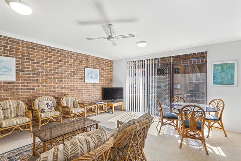 Kurranulla, Unit 5/15 Weatherly Close - Melbourne Tourism 1