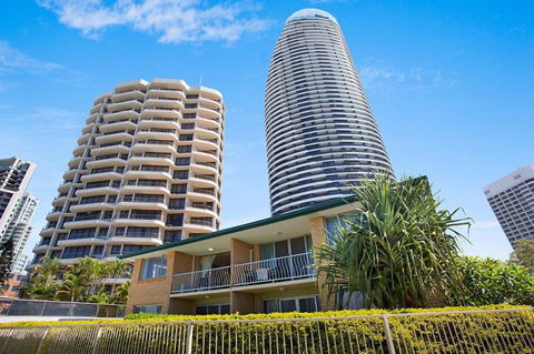 Kurrawa Lodge - Melbourne Tourism 1