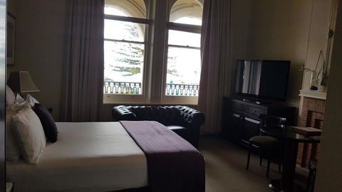 Largs Pier Hotel - Melbourne Tourism 2