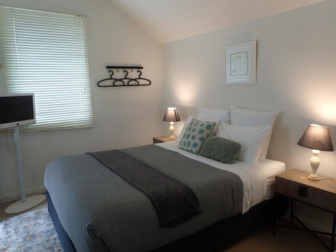 Lauristina Spa Cottage - Melbourne Tourism 3