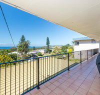 Lentara St 12 - Fingal Bay - Melbourne Tourism