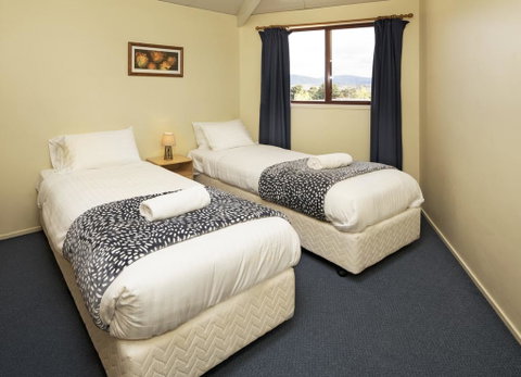 Leo's Cottage - Melbourne Tourism 3