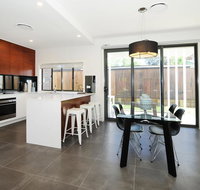 Lewis Street Apartments by Kirsten Serviced Accommodation - Melbourne Tourism