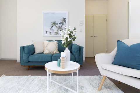 Light, Bright And Spacious Unit Close To Beaches - Melbourne Tourism 1